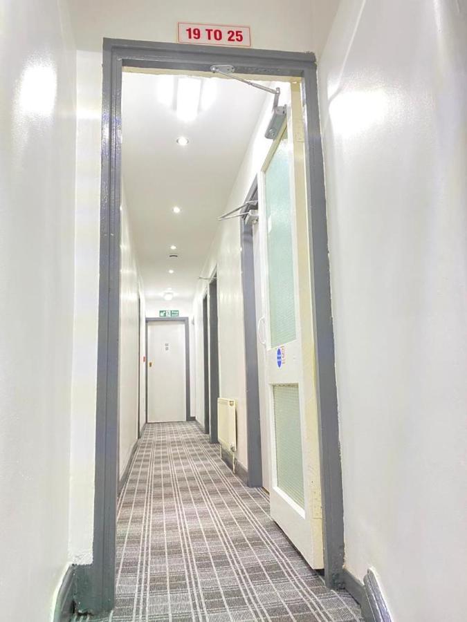 Chilton Hotel 2*